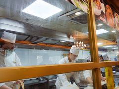 -汗腾格里·风味餐厅(新疆驻京办店)