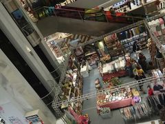 -资和信百货商场