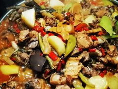 -屈夫人地锅鸡(南充店)