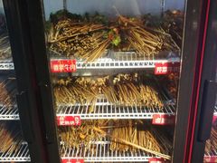 -钢管厂五区小郡肝串串香(奥克斯广场锦城万达店)