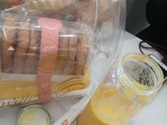 -万利隆·活力烘焙(人民路店)