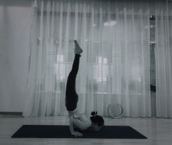 -亚太瑜伽普拉提学院