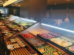 -牛YO寿喜烧·铁板烧和牛火锅自助(市府恒隆店)