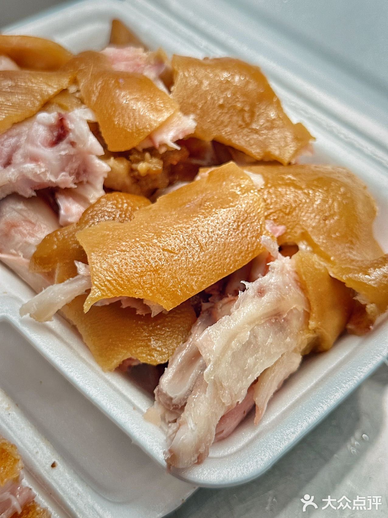 销魂脆皮烧肉｜手撕猪手每日排长龙烧腊店推荐