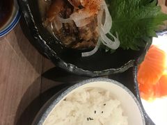 -鸟鸣门屋台料理(金帝银泰店)