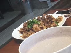 酱焖墨斗鱼-荣鹏风味烀饼总店