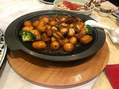 小土豆烧肉焖鲍鱼-卫鼎轩·曹公馆(鼓楼店)