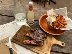 -Ribs & Burgers The Rocks