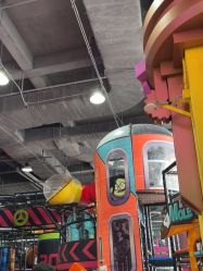 -欧酷世界动力星球(王府井奥莱UP TOWN店)
