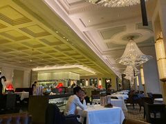 大堂-Caprice(香港四季酒店)