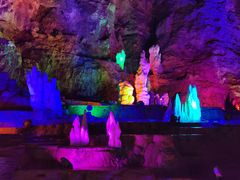 -泰安地下龙宫景区