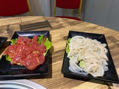 嫩牛肉-销魂美蛙鱼头火锅(上海首店)