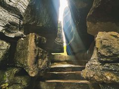 -梭布垭石林景区