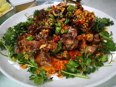 虎皮肘子-兴芮温泉度假区