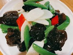 木耳甜豆炒山药-陈傻子餐厅(世纪都会店)