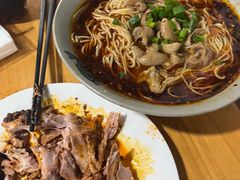 -丁丁猫重庆小面(徐州路店)