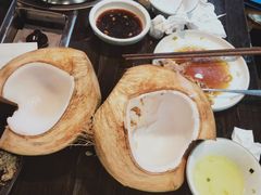 -东椰·海南椰子鸡火锅(朝阳门店)