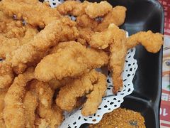 -花馬肆.云南过桥米线(汉神购物广场现场熬汤店)