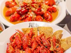 -龙巢盱眙龙虾·牛蛙·烧烤宵夜(八卦岭店)