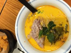 豪横酸辣汤肥肠面-和府捞面(星光大道一期店)