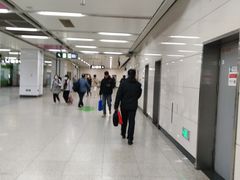 -白石桥南(地铁站)