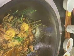-人民公社铁锅炖·东北菜(卫国道店)