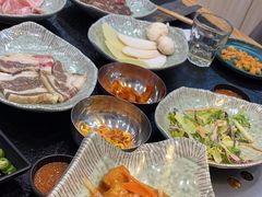 -臻牛烤肉