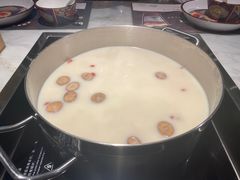 -尚尚仙·酸汤猪手·猪肚鸡火锅(华联万柳购物中心店)