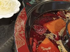 -三江两海老火锅(北京首店)