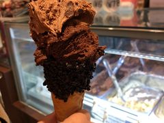 黑巧克力冰激凌-VENCHI 闻绮(北京国贸商城店)