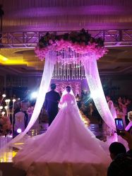 点击看大图 -GRACE KELLY婚纱与礼服(北京店)