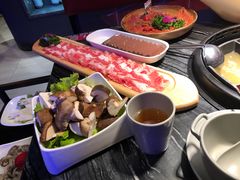 -热火朝天鲜切牛肉火锅(南强街巷店)