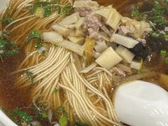 -老西白点心店
