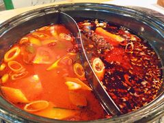 番茄鸳鸯锅-玉林串串香·自助串串(崇文门搜秀店)