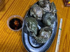 -蚝哥花姐湛江烤生蚝(美丽湾市场店)