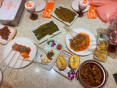 -小董哥烤串·爆汁大油边(故宫店)