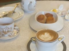 -Salon de Ville浦江汇(上海外滩华尔道夫酒店店)