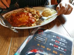-玛格萝妮(汇智国际商业中心店)