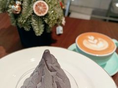 -Fridi Patisserie Cafe