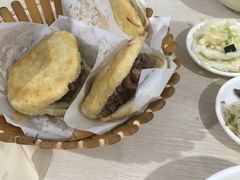 -闫家驴肉老店(华电一校店)