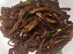 -梁家大院•农家菜(昆山会展中心店)