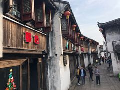 门面-真真老老(月河花鸟市场店)