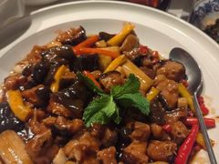 -千百味红餐厅·江西菜(绿地双子塔店)