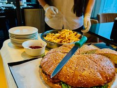 -唐拉雅秀酒店-西锦汇空中BBQ·思创餐厅