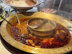 -哥老官重庆美蛙鱼头(西湖银泰十一哥店)