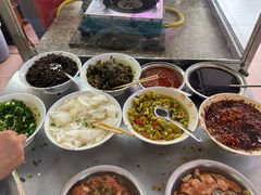 -肥佬良扣肉粉面店(梧州总店)