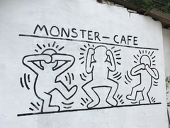 -怪兽咖啡 Monster Cafe