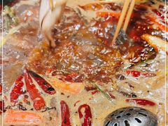-黄潇洒老火锅(九眼桥宏济巷店)