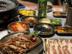 -草家酱蟹炭火烤肉店(珲春南路一店)