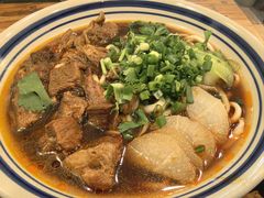 -醉牛腩·面小馆